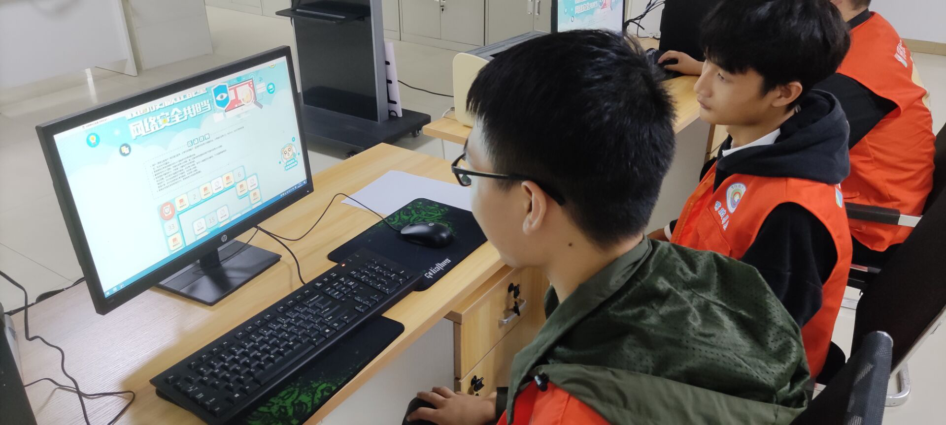 组织学生参加“易班网”竞赛活动.png 组织学生参加“易班网”竞赛活动.png