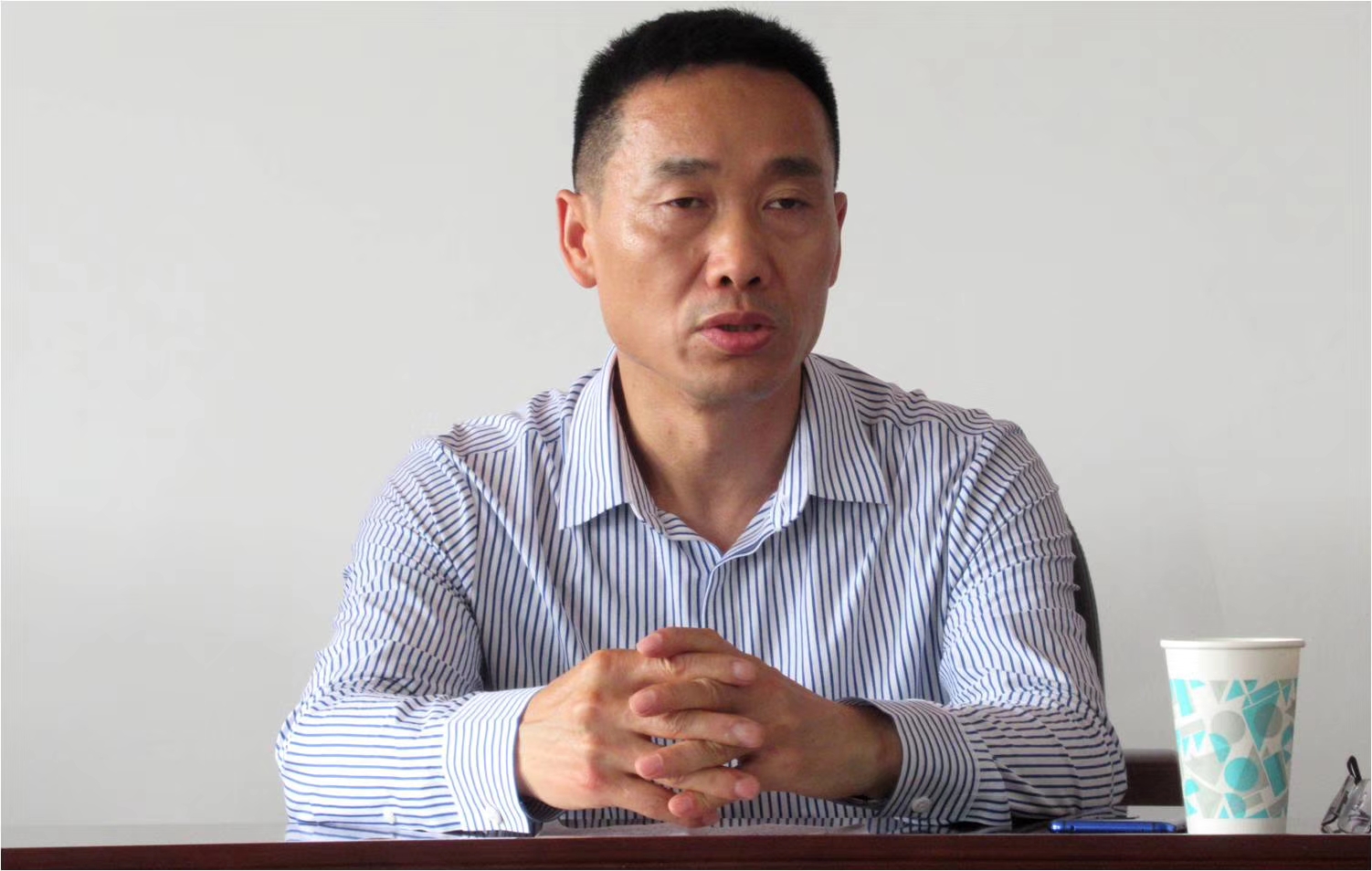 5 东门大药房董事长彭万平讲话.jpg 5 东门大药房董事长彭万平讲话.jpg