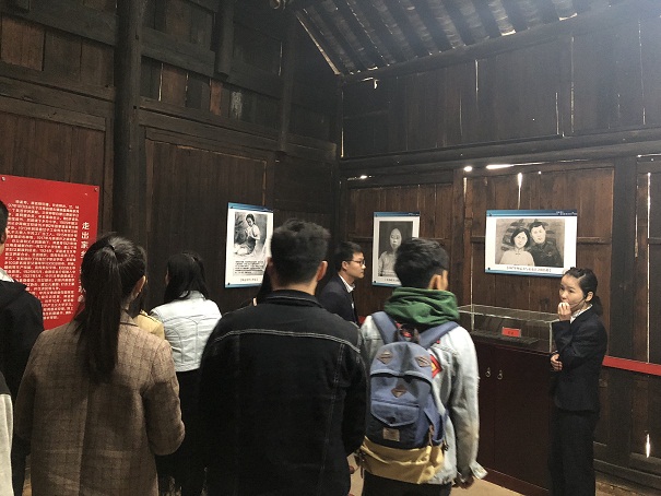 参观帅孟奇故居陈列馆11.jpg 参观帅孟奇故居陈列馆11.jpg