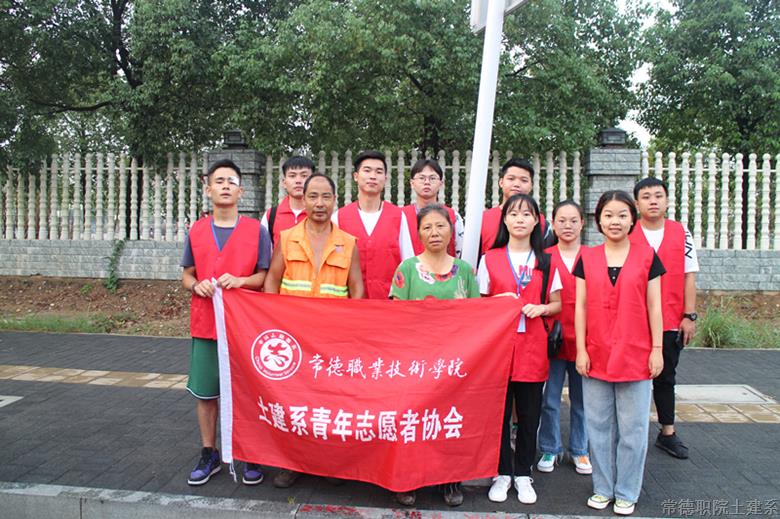 IMG_4087_wps图片_副本.jpg IMG_4087_wps图片_副本.jpg